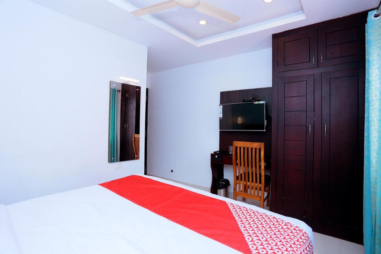 فندق Kochiفي  Capital O 61059 Green Life المظهر الخارجي الصورة